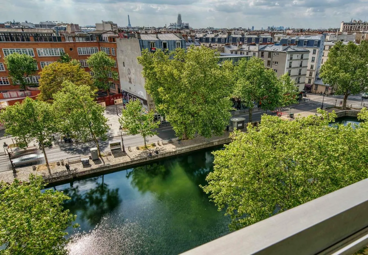 Amazing View Of Paris Apartment France